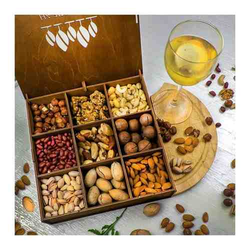 Орехи ассорти в деревянной коробке для укрепления иммунитета На здоровье!, 1,3 кг арт. 101459409445